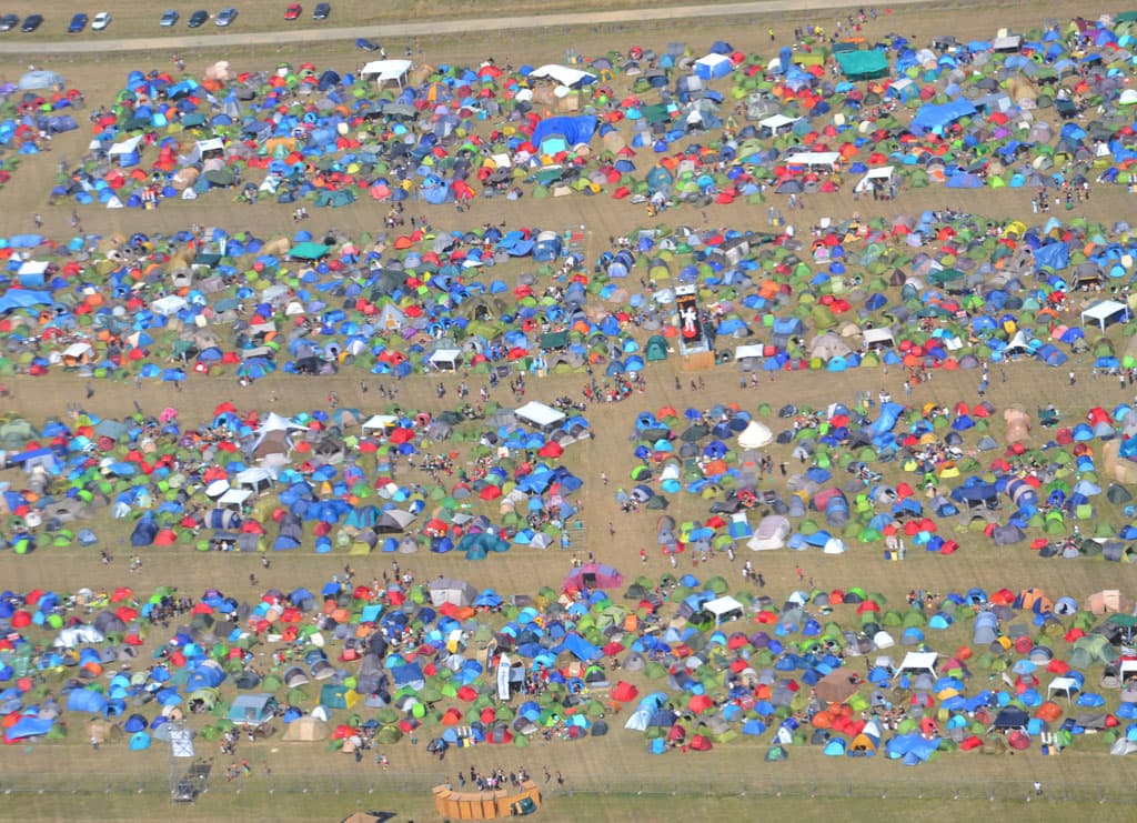 festival couvre feu , le camping