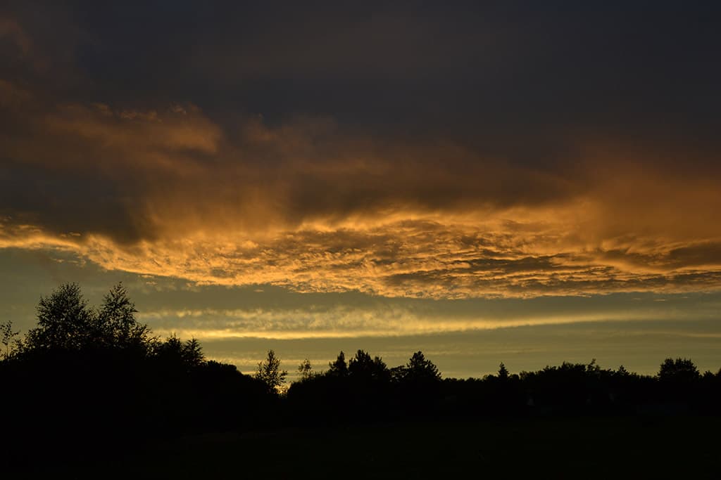quand le ciel flambloie