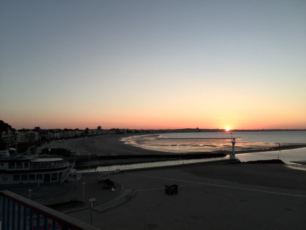 Il est 7 heures, La Baule s'éveille