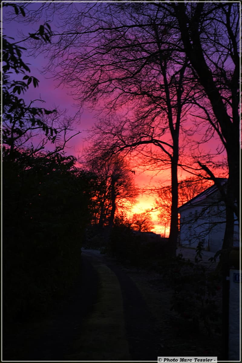Le hameau s'illumine