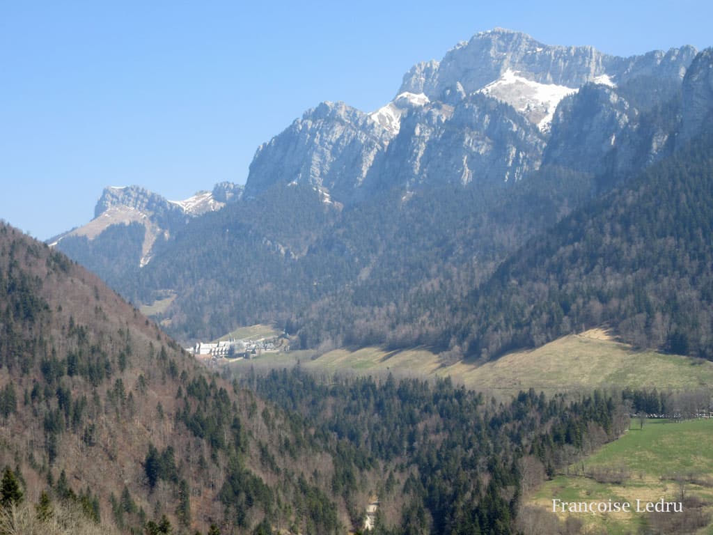 Ciel bleu mais vent froid