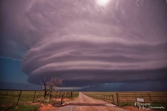 Image d'illustration pour Suivi de la saison des orages aux Etats Unis
