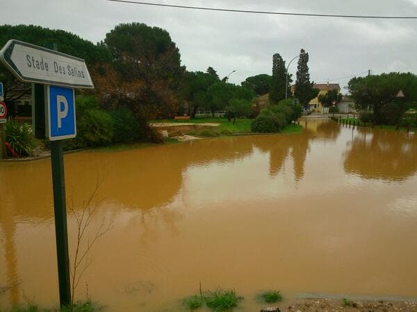 Image d'illustration pour Dépression Stéphanie - pluie et vent fort au Sud