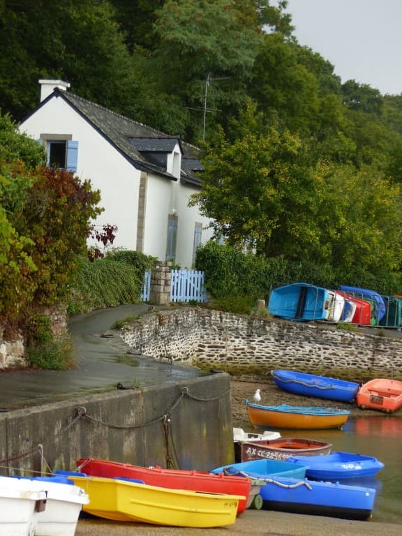 La pluie tombe pourtant 