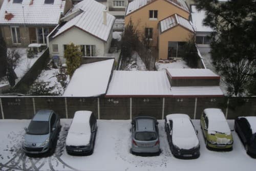 5cm de neige rue Guillaume Grootaers