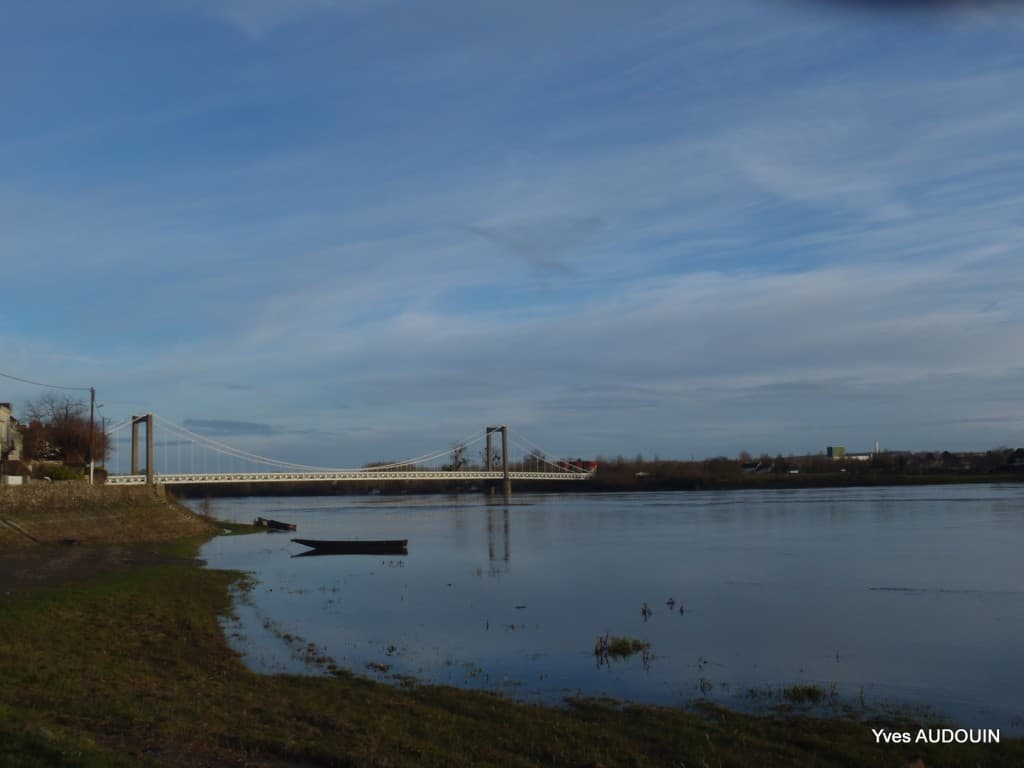 Eclaircie sur la Loire