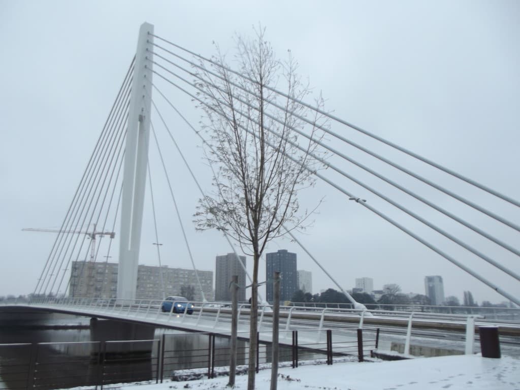 le pont Tabarly par temps de neige