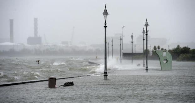 Image d'illustration pour Coup de vent, fortes pluies et inondations en Bretagne