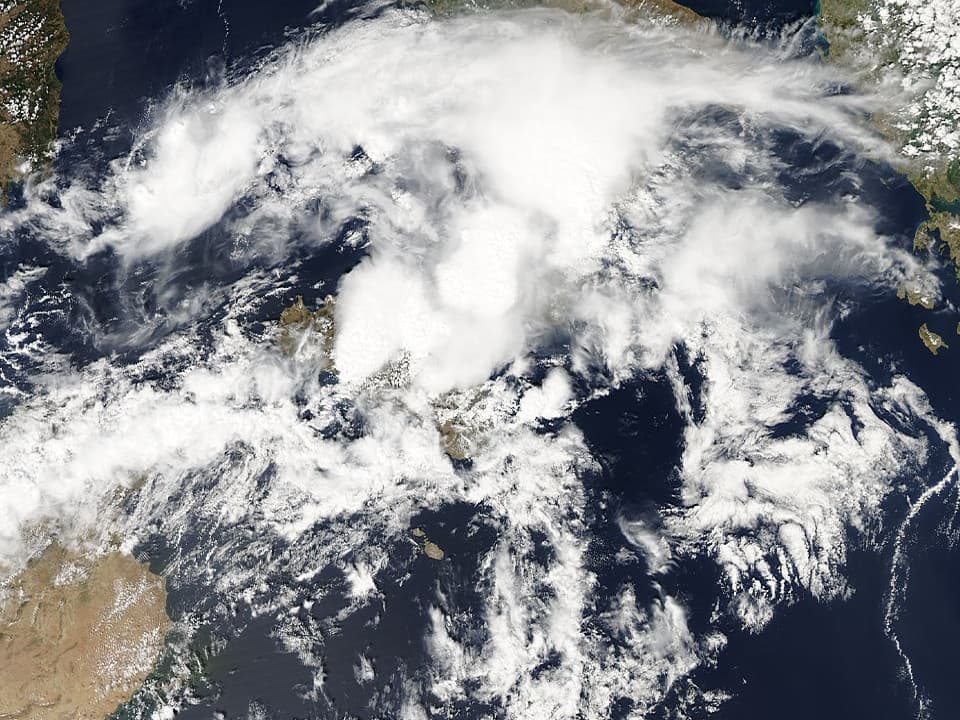 Image d'illustration pour Trombe et orages violents en Sicile et Calabre (Italie)