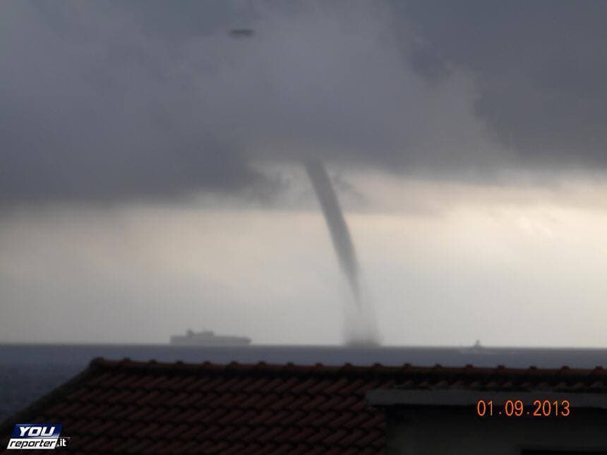 Image d'illustration pour Trombe et orages violents en Sicile et Calabre (Italie)