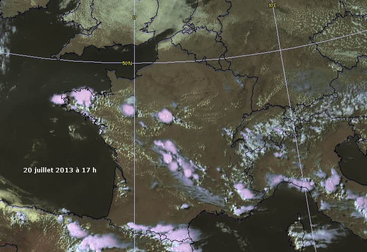 Image d'illustration pour Orages violents en Bretagne